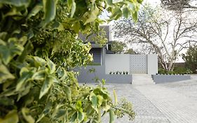 Arbour1 Guesthouse